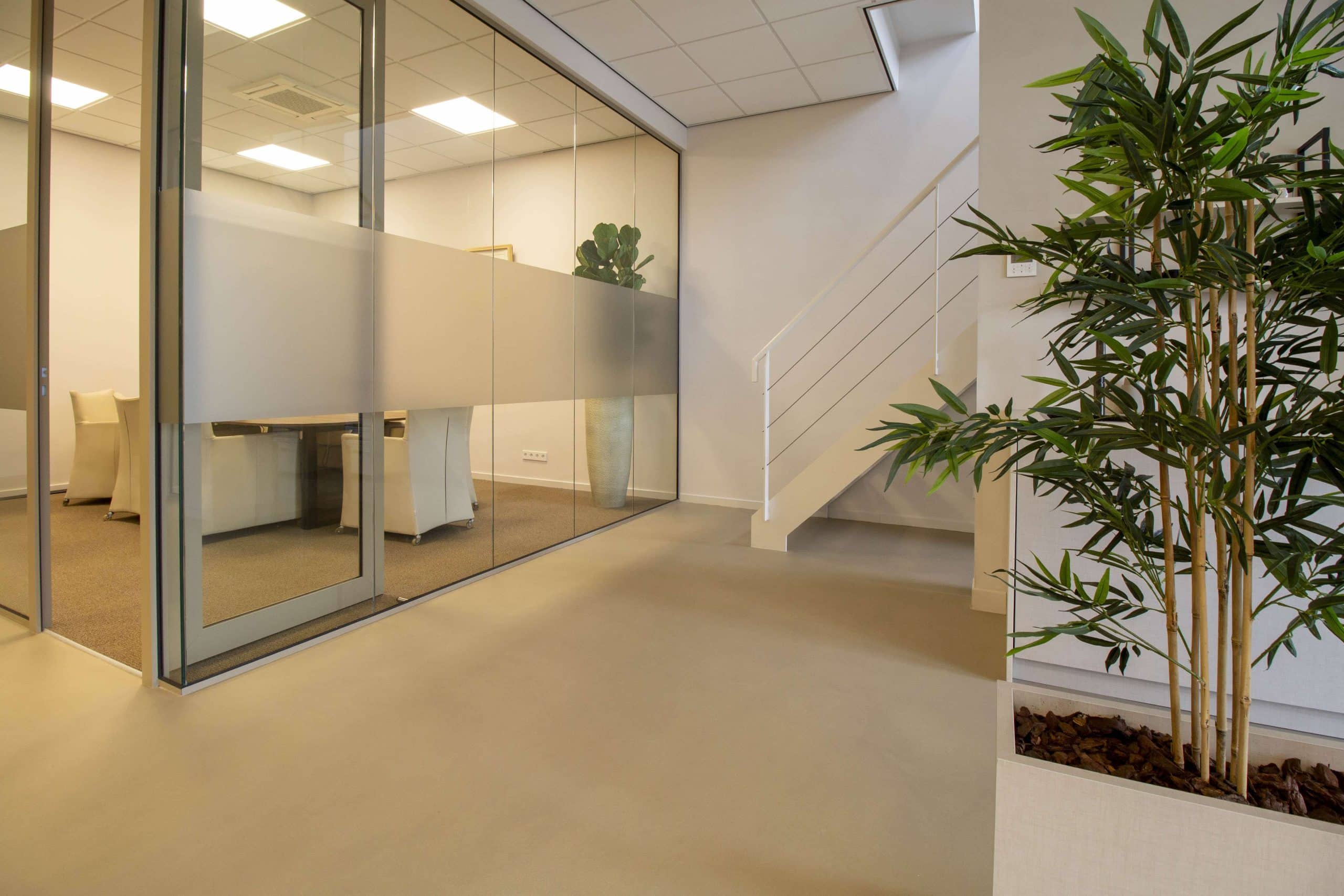 Motion Concrete Quartz – Kleur Cali – Microcementvloer – Motion Gietvloeren